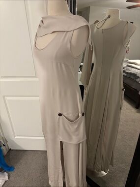 Sleeveless Cream Maxi Dress with Draped Neck and Side Pocket